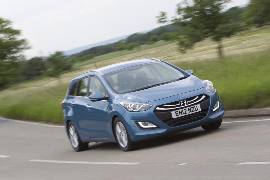  Hyundai i30 Wagon 2012 года  (UK) (фото 55 из 70)